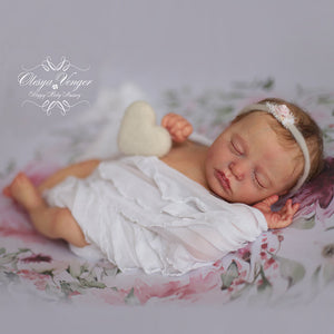 ^*Realborn® Claudia Sleeping (18" Reborn Doll Kit)