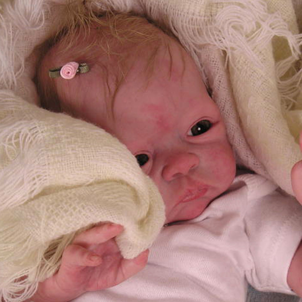 * Paige, by Tasha Edenholm (19" Reborn Doll Kit)
