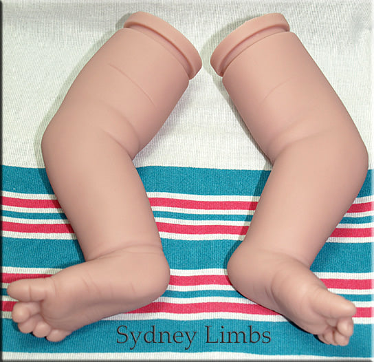 *Sydney, by Pat Moulton (20" Reborn Doll Kit)